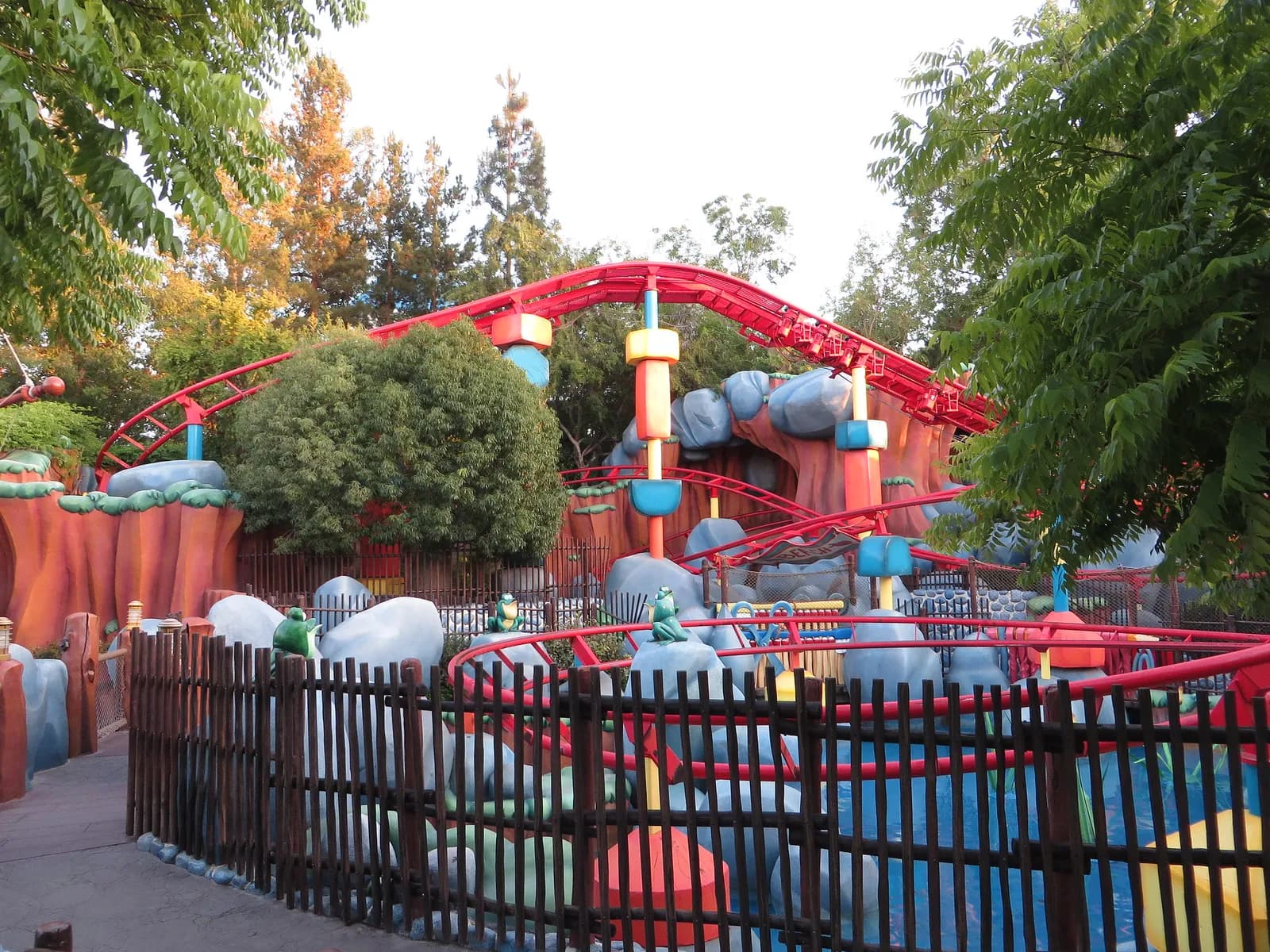 Chip & Dale’s Gadget Coaster