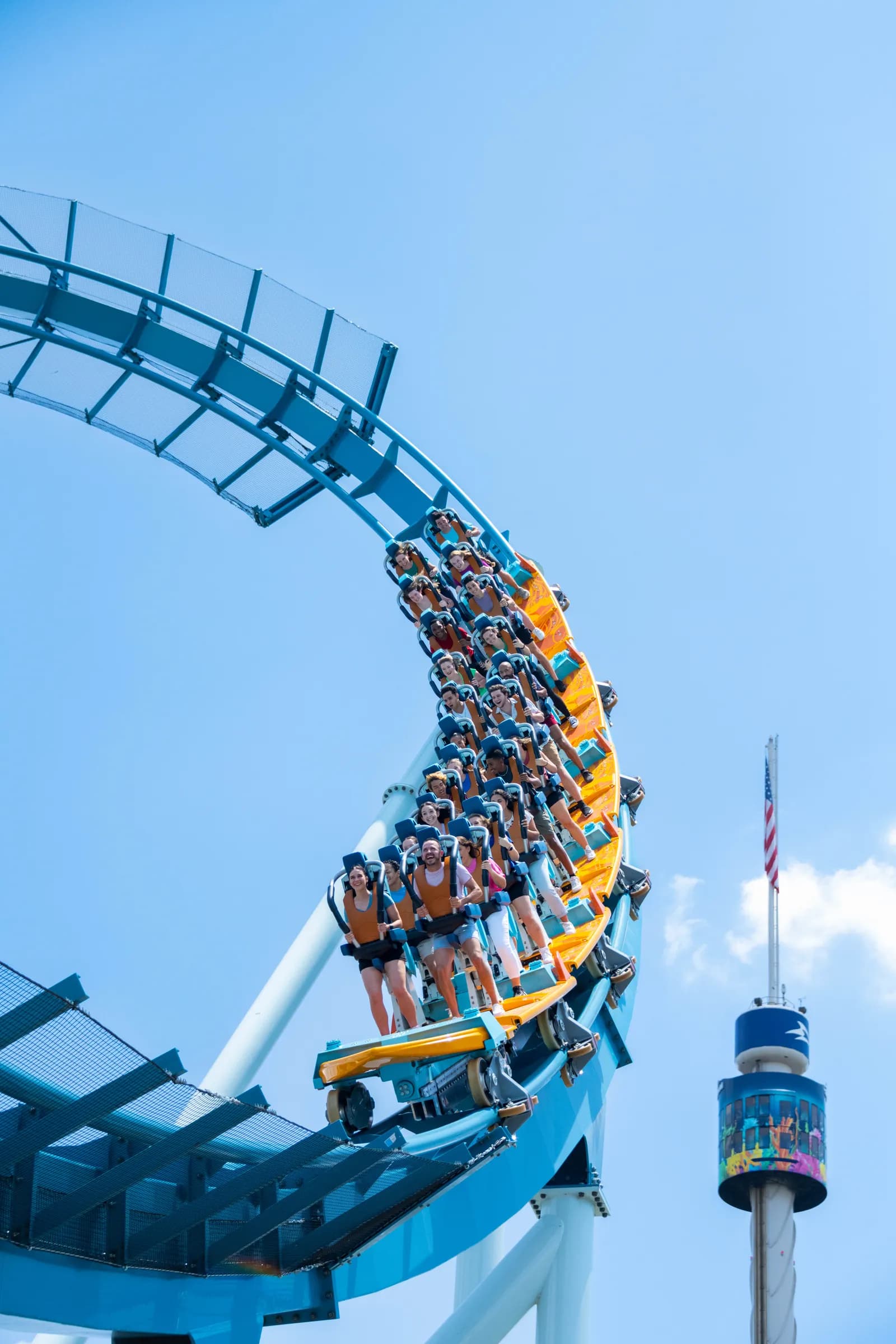 Pipeline the Surf Coaster