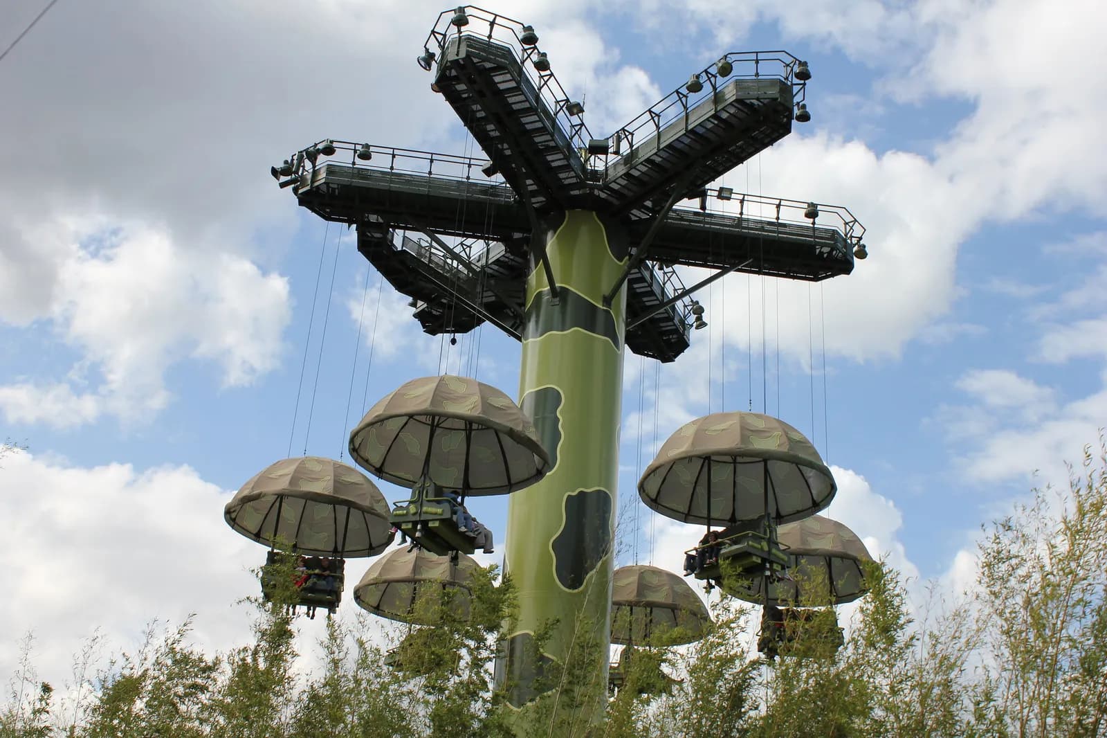 Toy Soldiers Parachute Drop