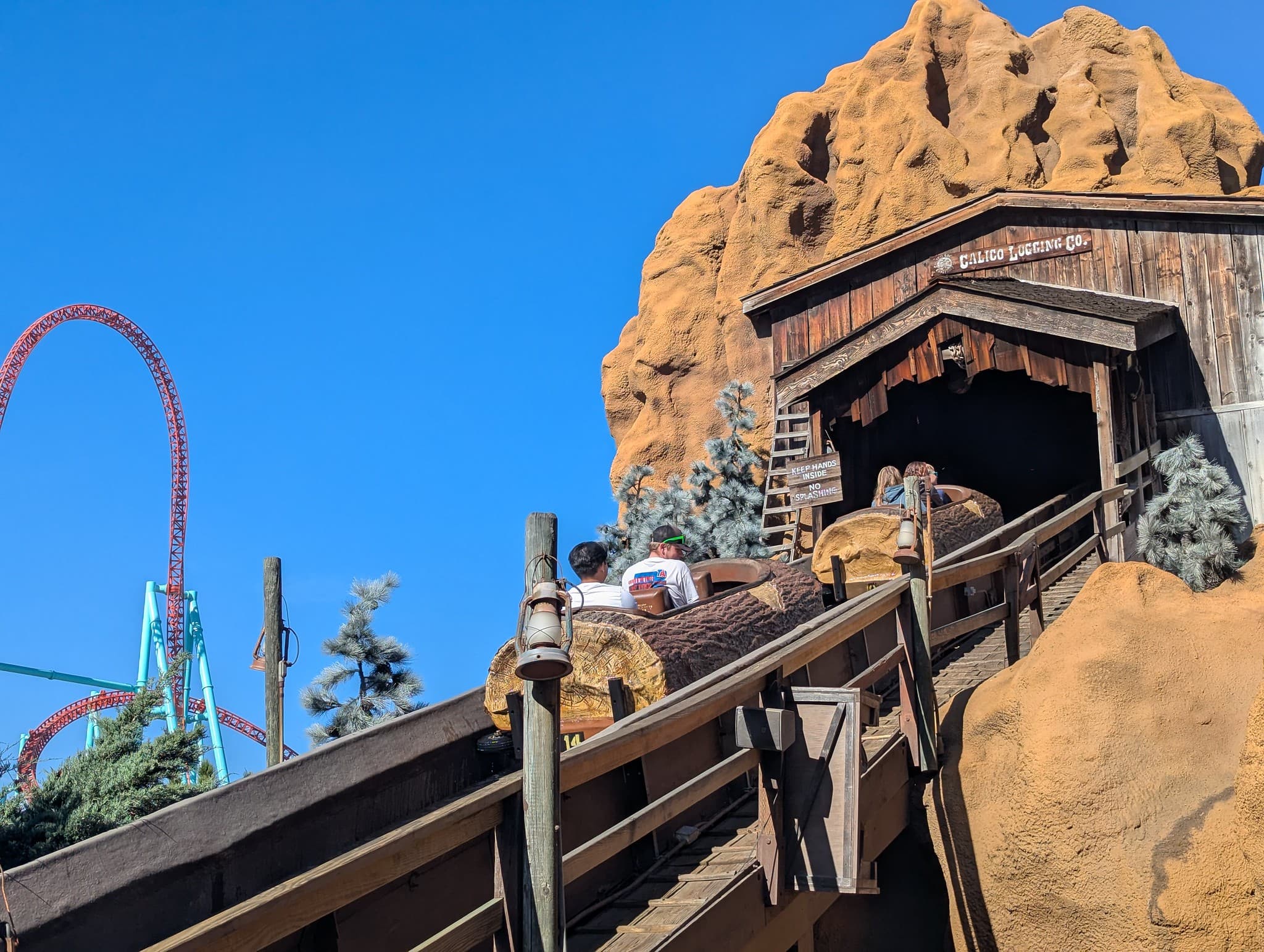 Timber Mountain Log Ride