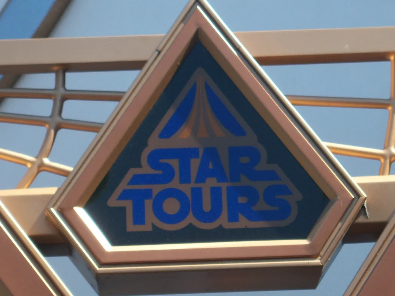 Star Tours - The Adventures Continue